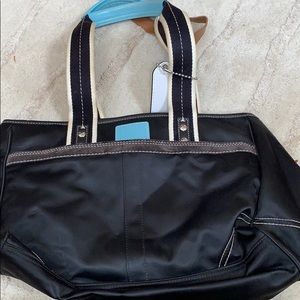 Coach authentic handbag LIKE NEW